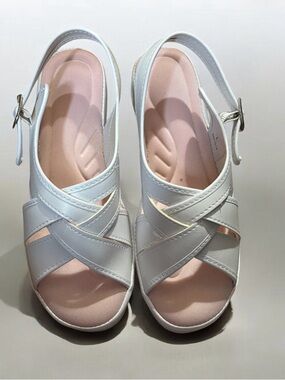 Classic White Women's Slingback Sandals size 7
